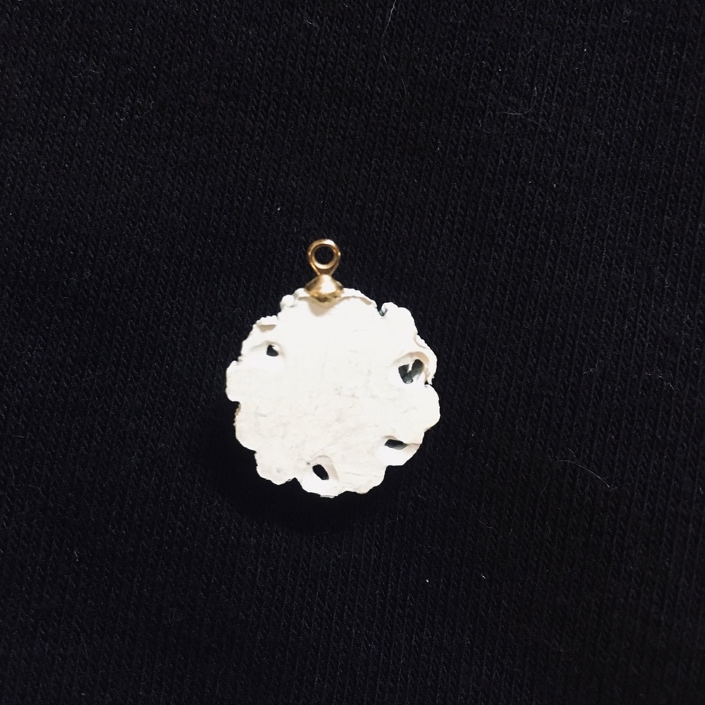 Rose charm! ๐น - Picture 3 of 4